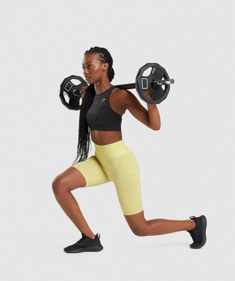 Το Gymshark προσαρμόζει κίτρινο υβριδικό σορτς ποδηλασίας χωρίς ραφή