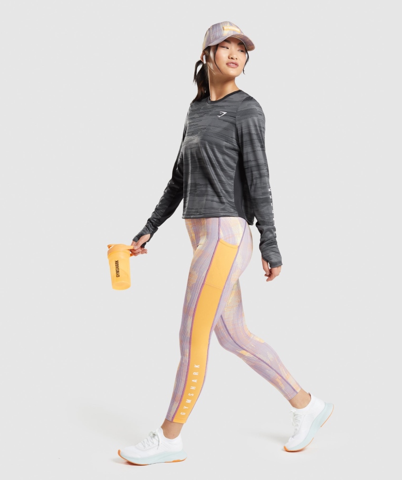 Gymshark Sport χαλαρό μακρυμάνικο μπλουζάκι μαύρο στάμπα