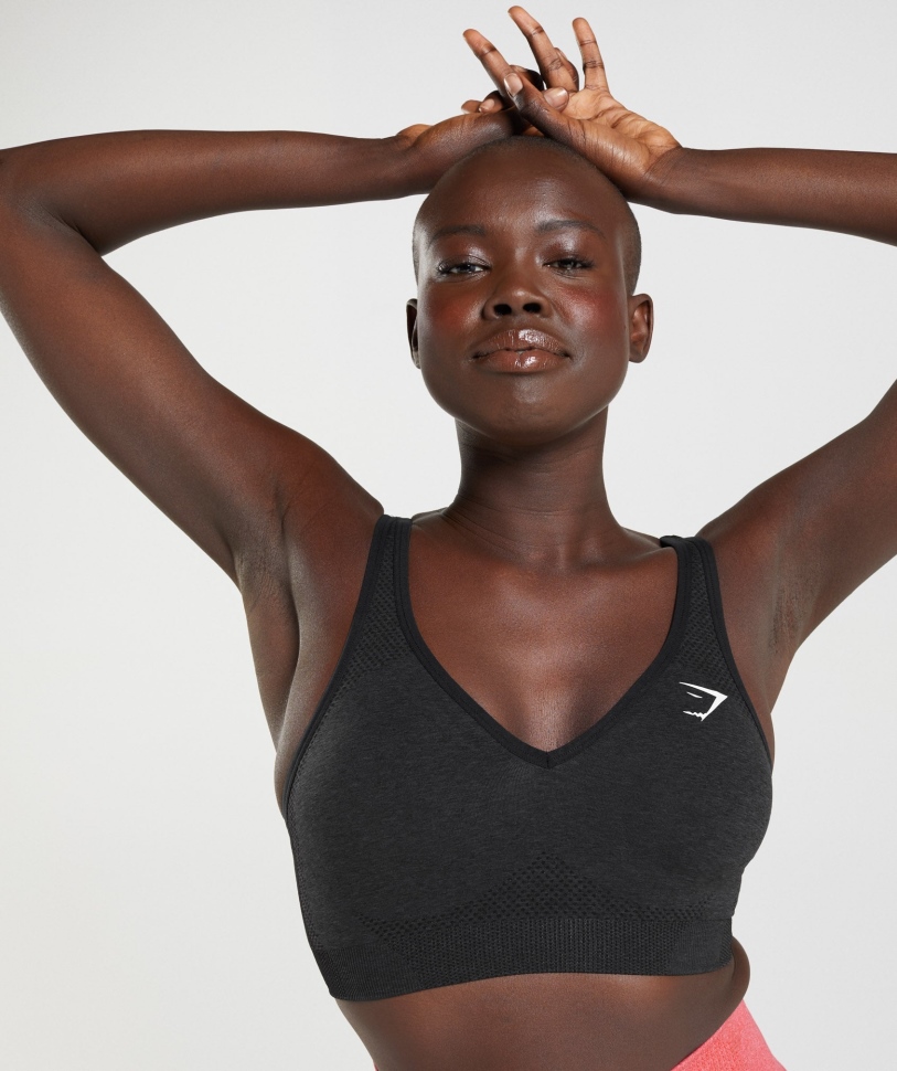 Gymshark Vital χωρίς ραφή αθλητικό σουτιέν 2.0 V λαιμό μαύρο μάρλα